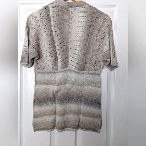 Passport Elegant Beige Knit Sweater - Picture 3 of 3